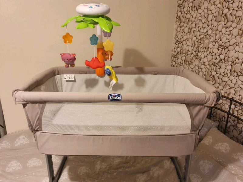 next to me crib set up